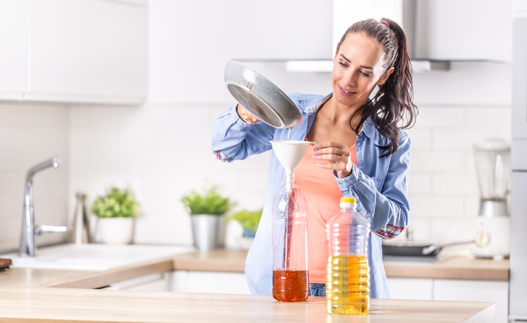 Como descartar óleo de cozinha? Guia completo e dicas